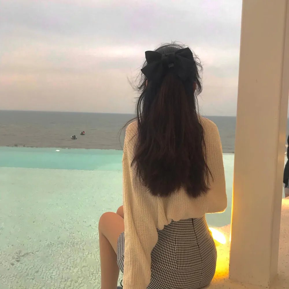 碰触 海报